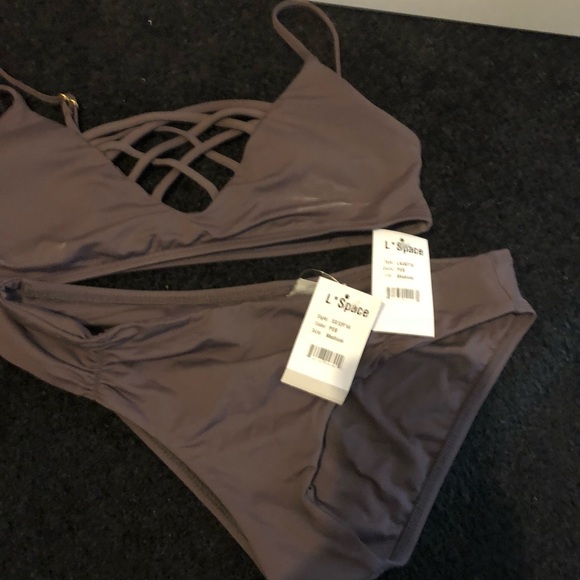 BNWT L *Space color pebble size medium